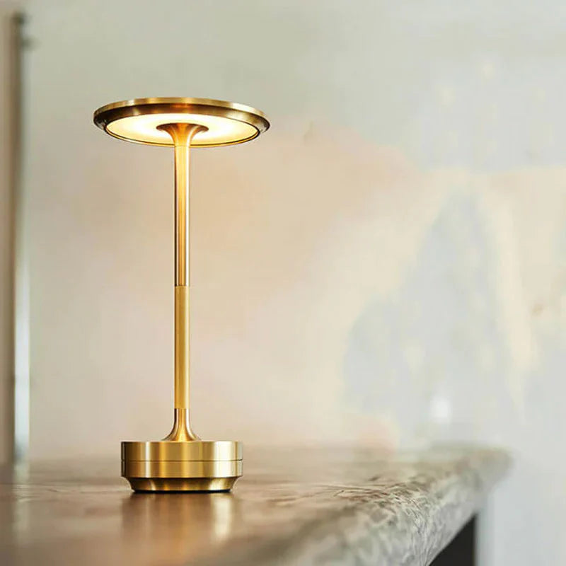 Luma Table Lamp